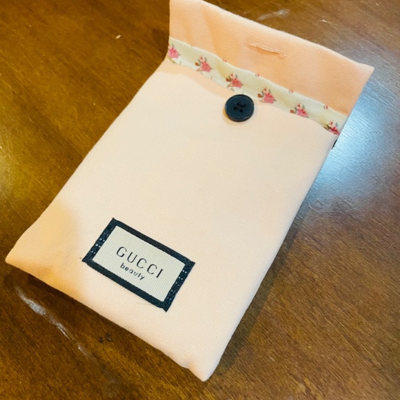 Pink Mirror +Pouch +Gift Bag +Ribbon NWOT - Picture 4 of 14